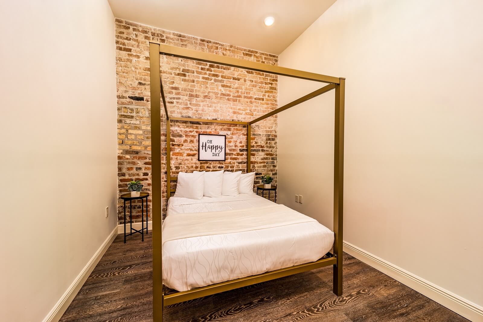 The Alexandre Unit 201, a New Orleans luxury rental.